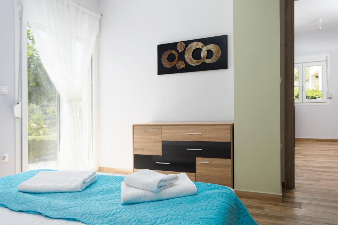 Fotini'S House Apartment Nea Skioni Bagian luar foto