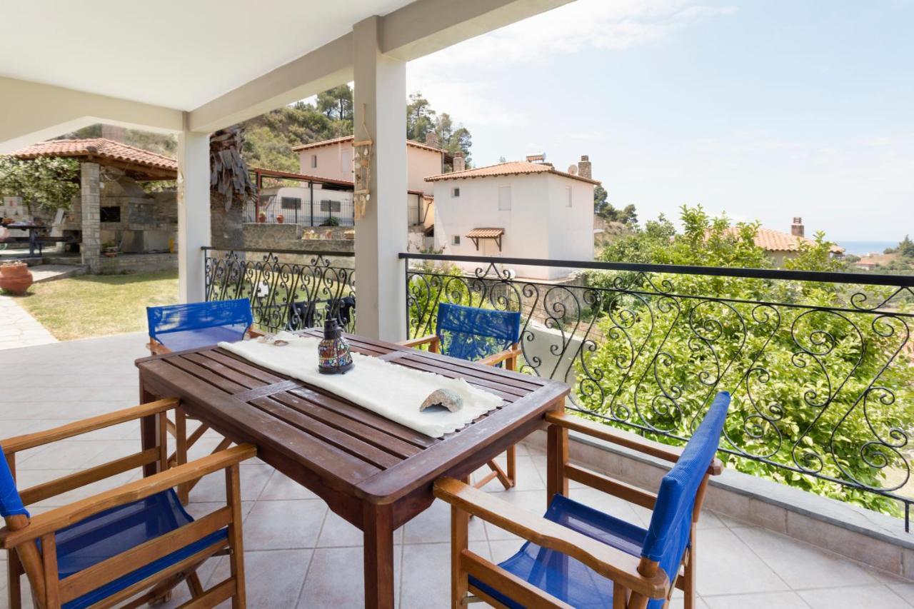 Fotini'S House Apartment Nea Skioni Bagian luar foto