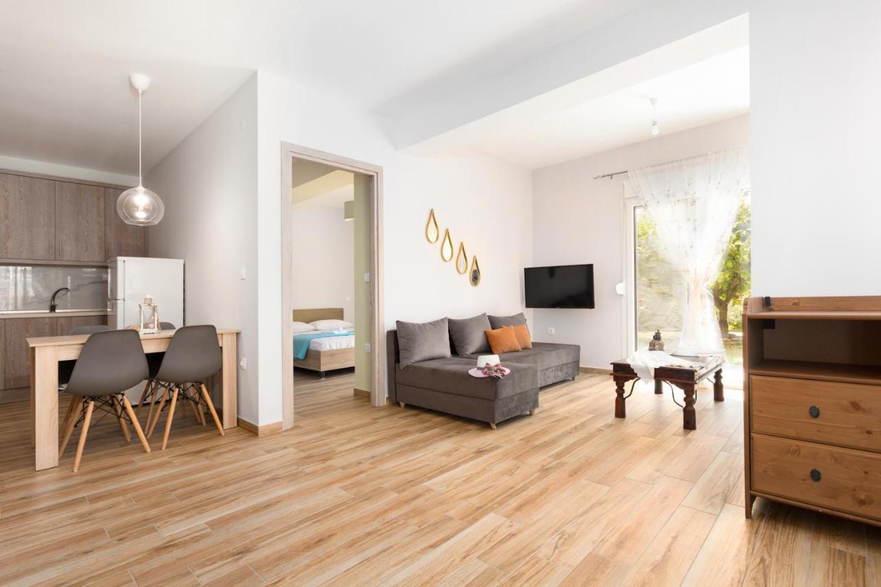 Fotini'S House Apartment Nea Skioni Bagian luar foto