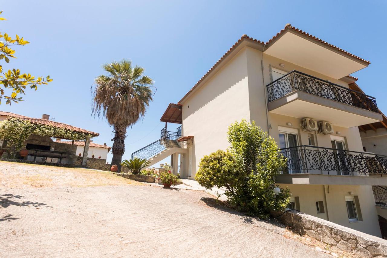 Fotini'S House Apartment Nea Skioni Bagian luar foto