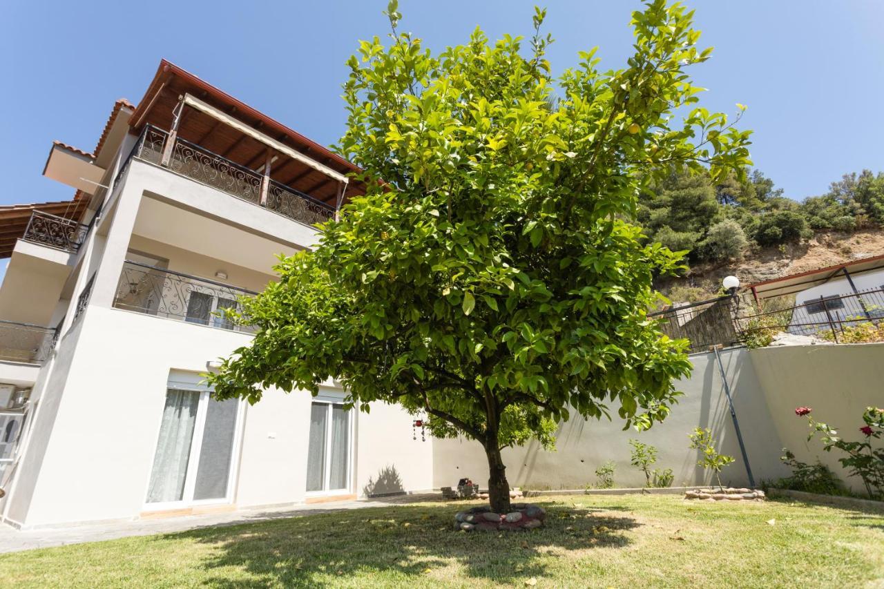 Fotini'S House Apartment Nea Skioni Bagian luar foto
