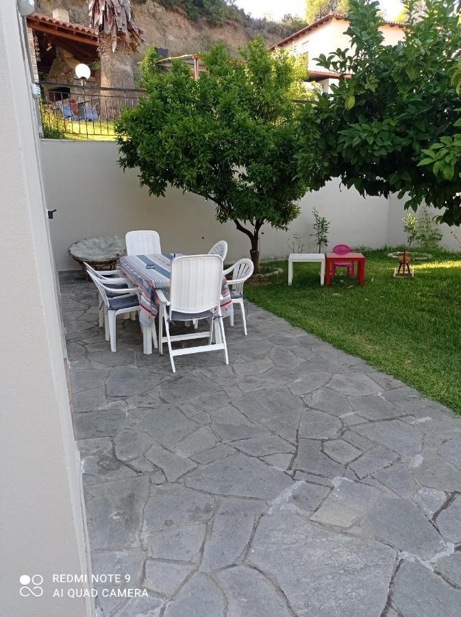 Fotini'S House Apartment Nea Skioni Bagian luar foto
