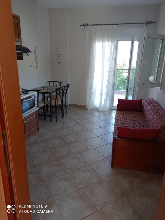 Fotini'S House Apartment Nea Skioni Bagian luar foto