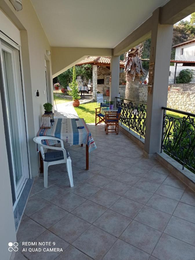 Fotini'S House Apartment Nea Skioni Bagian luar foto